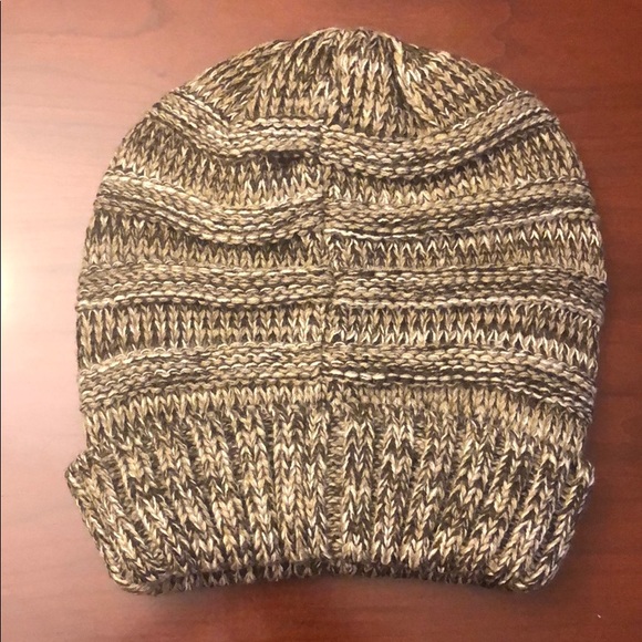 CC Beanie - Picture 2 of 3